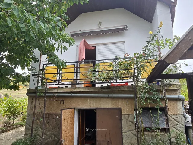 Eladó nyaraló Raposka 50 nm