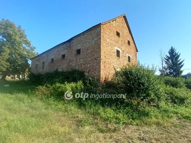 Eladó telek Salgótarján, Kotyháza 170 nm