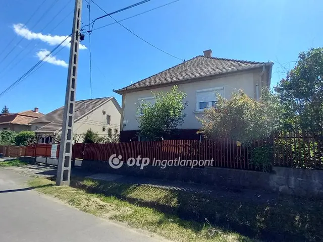 Eladó ház Cered 120 nm