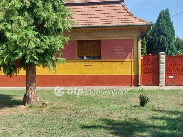 Eladó ház Vámosmikola 146 nm