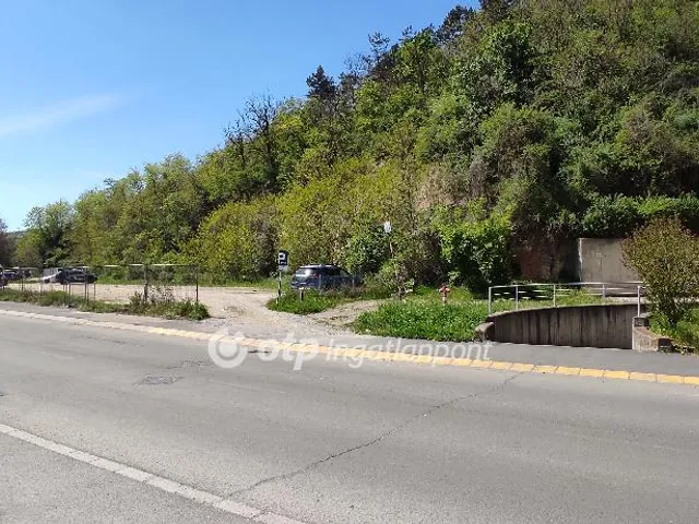 Eladó telek Salgótarján 2088 nm