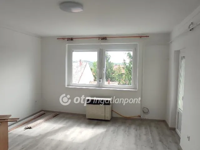 Eladó lakás Eger, Lajosváros 55 nm