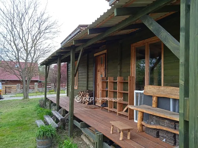 Eladó üdülő és hétvégi ház Balassagyarmat 40 nm