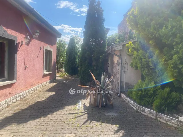 Eladó ház Balassagyarmat, Csendes 82 nm