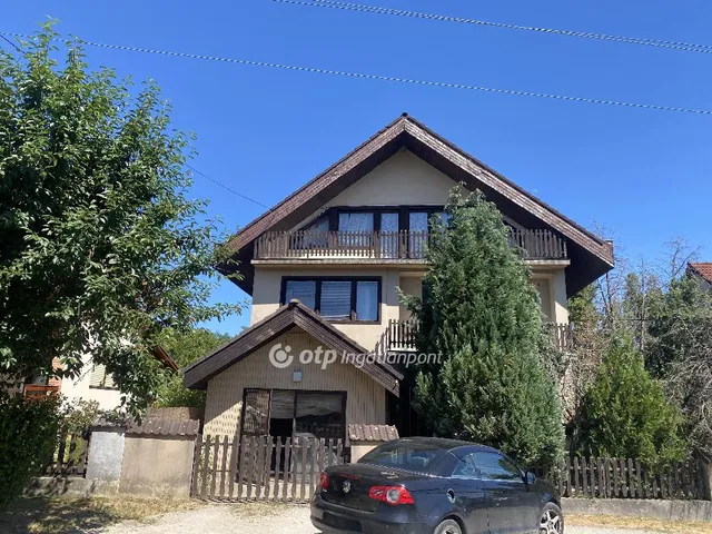 Eladó ház Diósjenő 172 nm