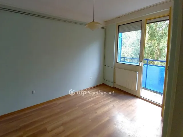 Eladó lakás Salgótarján, Zagyvapálfalva 28 nm