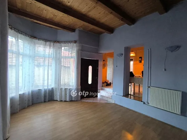 Eladó ház Kazár 71 nm