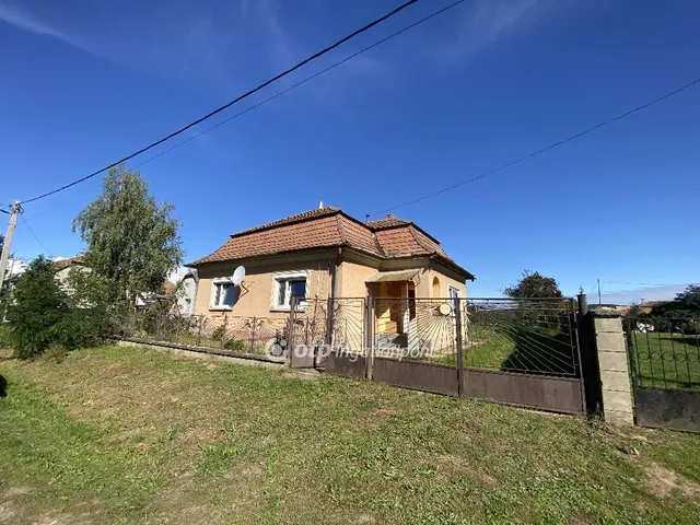 Eladó ház Hugyag 78 nm
