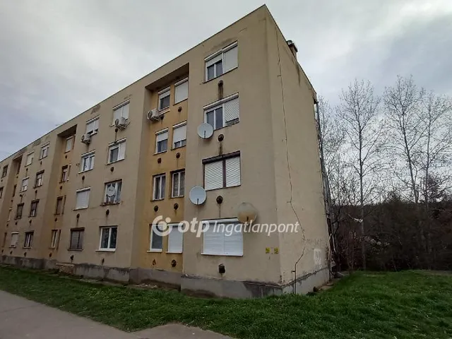 Eladó lakás Salgótarján, Zagyvapálfalva 20 nm
