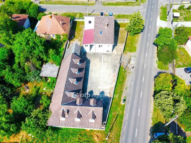 Eladó ház Szécsény 250 nm