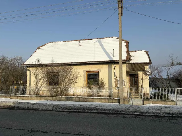 Eladó ház Nagylóc 80 nm