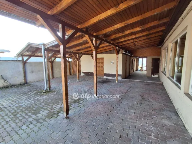 Eladó ház Szécsény 140 nm