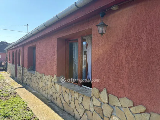 Eladó ház Cserhátsurány 74 nm