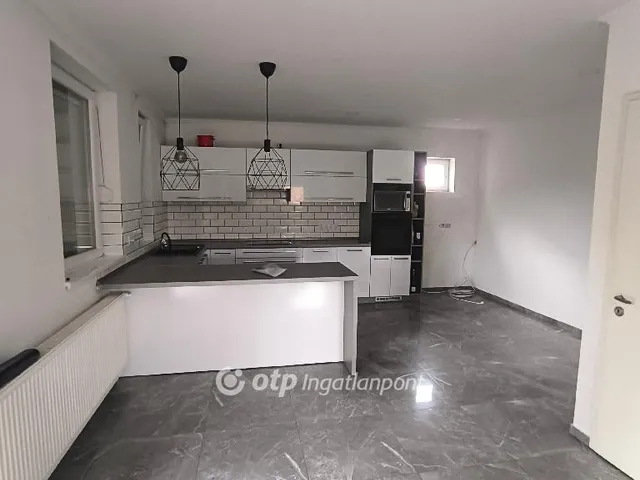 Eladó ház Mátranovák 98 nm