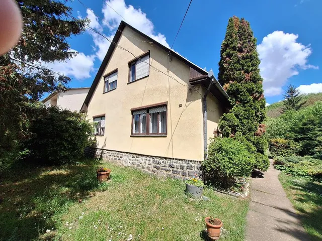 Eladó ház Salgótarján, Zagyvapálfalva 180 nm