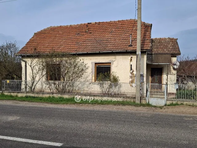 Eladó ház Nagylóc 80 nm