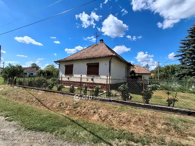 Eladó ház Cserhátsurány 94 nm