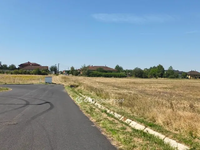 Eladó kereskedelmi és ipari ingatlan Pásztó 15199 nm