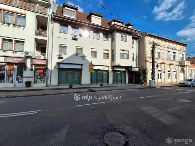 Eladó kereskedelmi és ipari ingatlan Balassagyarmat 291 nm