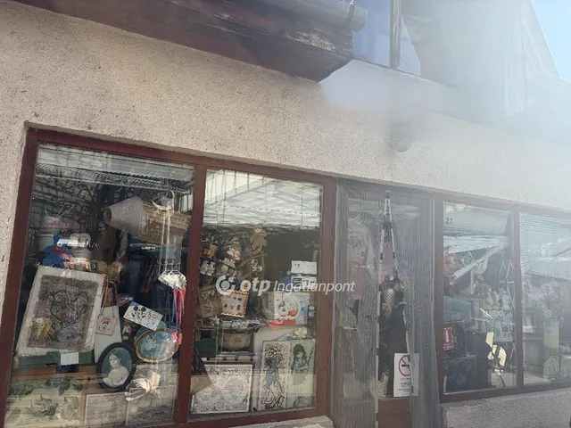 Eladó kereskedelmi és ipari ingatlan Balassagyarmat 36 nm
