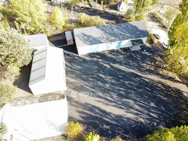Eladó kereskedelmi és ipari ingatlan Balassagyarmat 7914 nm