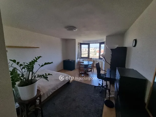 Eladó lakás Budapest VI. kerület 34 nm