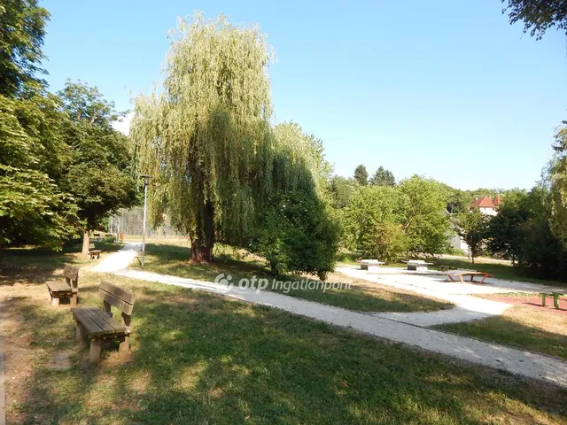 Eladó ház Budapest II. kerület, Pesthidegkút-Ófalu 350 nm