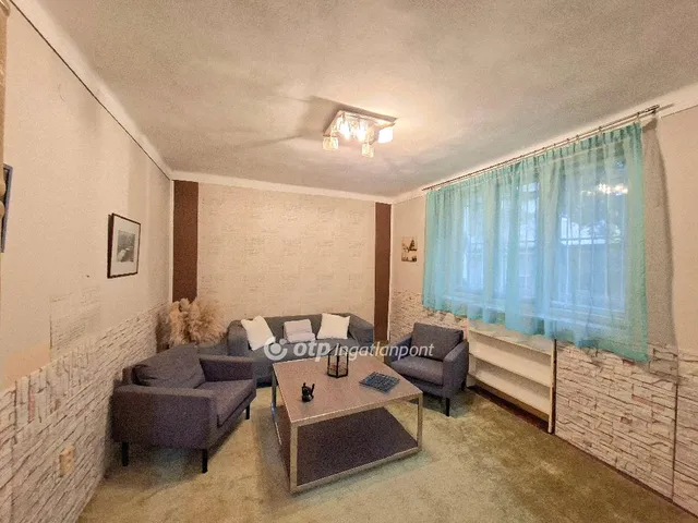 Eladó lakás Budapest XIV. kerület, Herminamező 34 nm