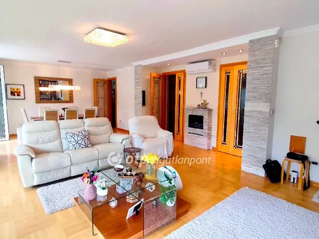 Eladó lakás Budapest II. kerület, Törökvész 215 nm