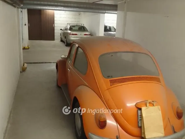 Eladó garázs Budapest XI. kerület 31 nm
