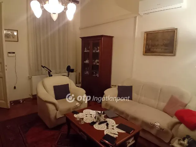 Eladó lakás Budapest VI. kerület 97 nm