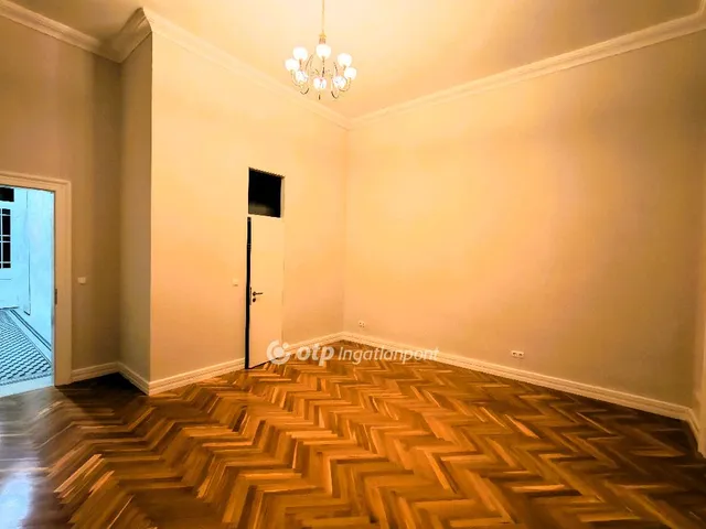 Eladó lakás Budapest V. kerület, Belváros 111 nm