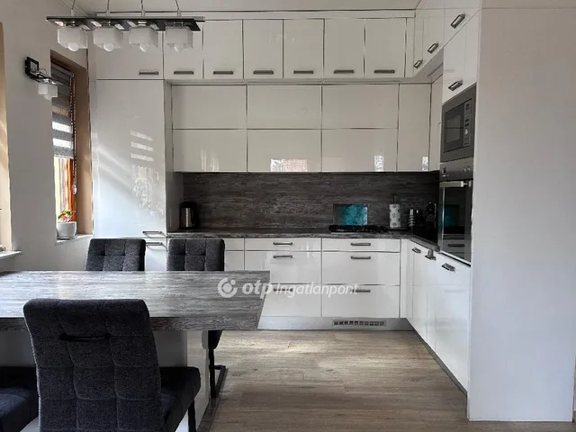 Eladó ház Budapest XVII. kerület, Rákoscsaba-Újtelep 121 nm