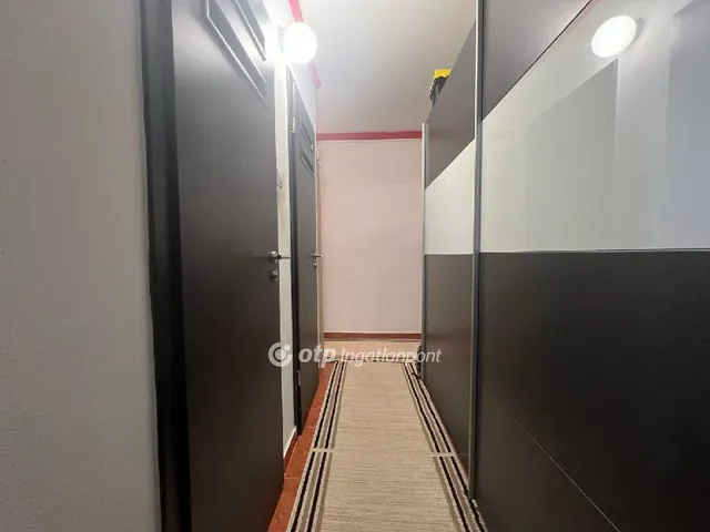 Eladó lakás Budapest VIII. kerület, Losonci tér 64 nm