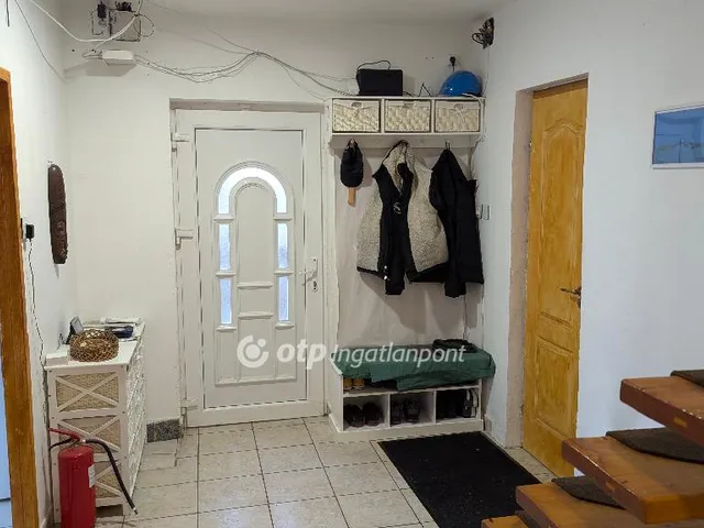 Eladó ház Göd 165 nm