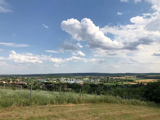 Eladó telek Aszód 2696 nm