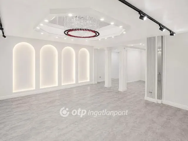 Eladó kereskedelmi és ipari ingatlan Budapest VI. kerület 60 nm