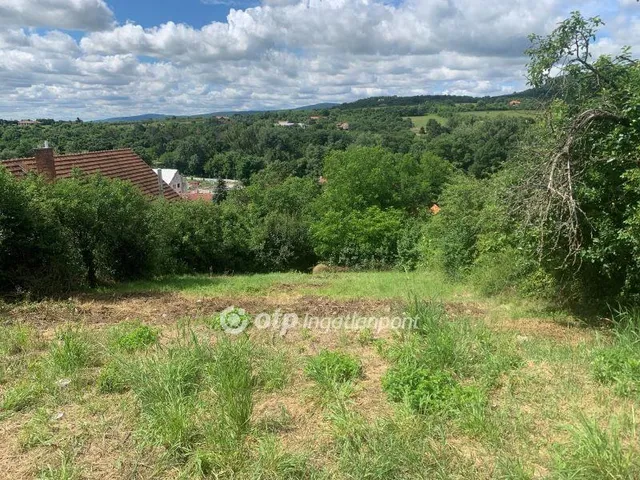 Eladó telek Szentendre, Izbég 1075 nm