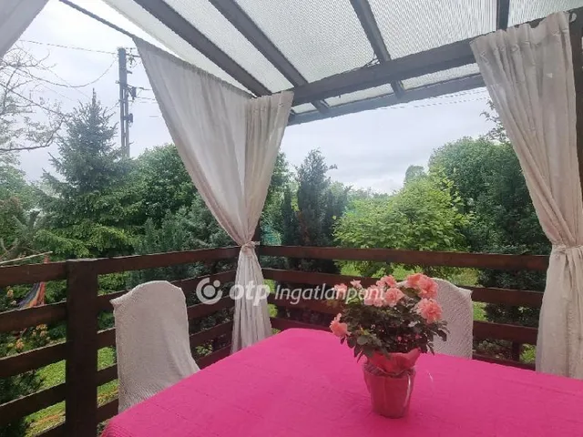 Eladó ház Pilisborosjenő 75 nm