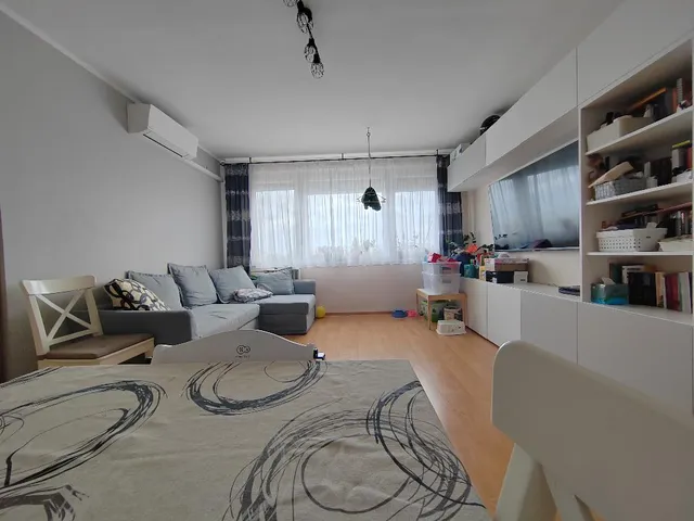 Eladó lakás Budapest X. kerület, Újhegy 68 nm