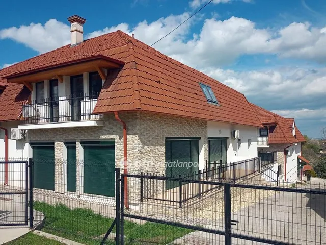 Eladó lakás Fonyód, Várhegy 74 nm