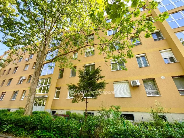 Eladó lakás Budapest IX. kerület, József Attila lakótelep 27 nm