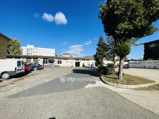 Kiadó kereskedelmi és ipari ingatlan Budapest XVIII. kerület, Erzsébettelep 1160 nm