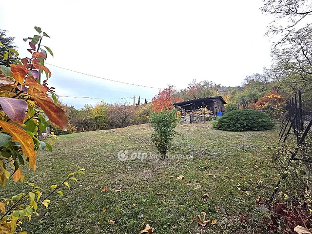 Eladó telek Pomáz 622 nm