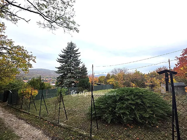 Eladó telek Pomáz 622 nm