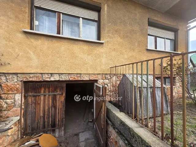 Eladó ház Tatabánya, Bánhida 145 nm