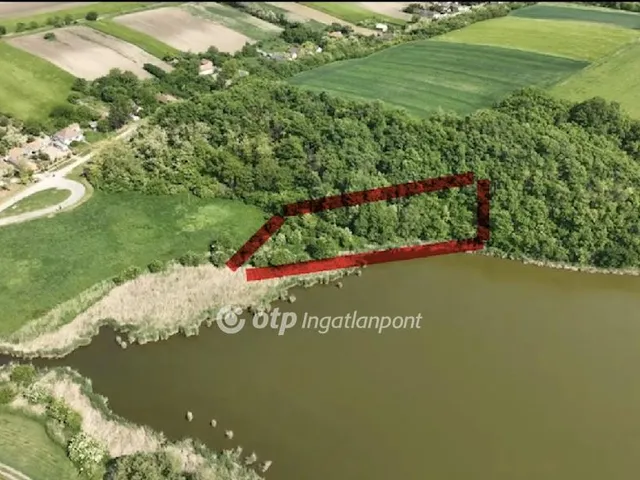 Eladó telek Enying 3684 nm