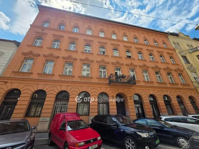 Eladó lakás Budapest VI. kerület 70 nm