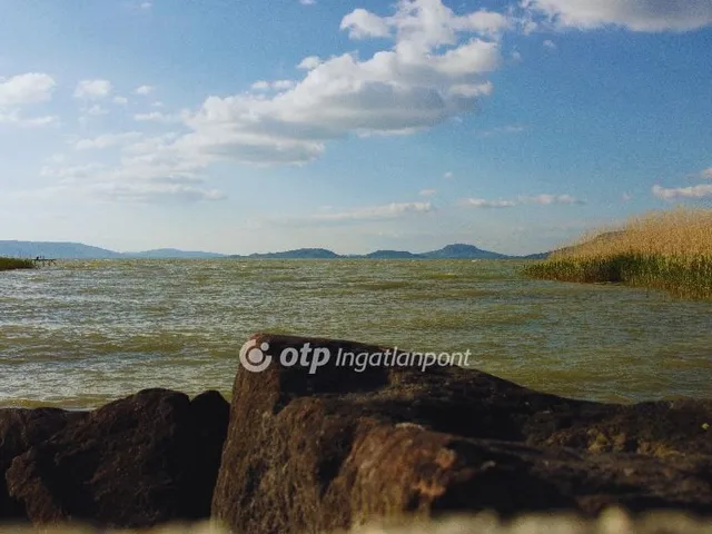 Eladó telek Balatonfenyves, Vízpart 3345 nm