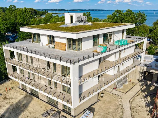 Eladó lakás Balatonalmádi 71 nm